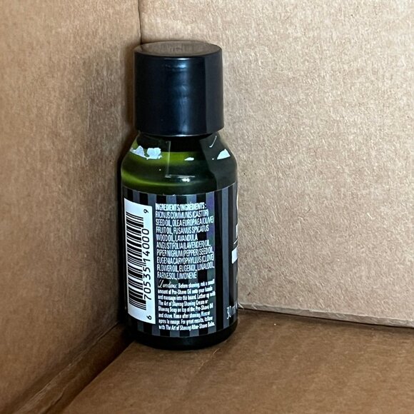 The Art of Shaving Unscented Pre-Shave Oil 1fl Oz - Picture 2 of 3